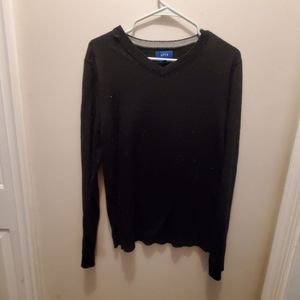 Black v neck sweater lightweight material